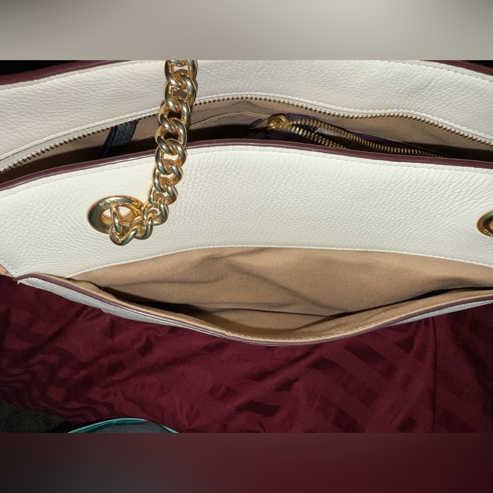 Cammie Chain Tote In Colorblock - Picture 5 of 8